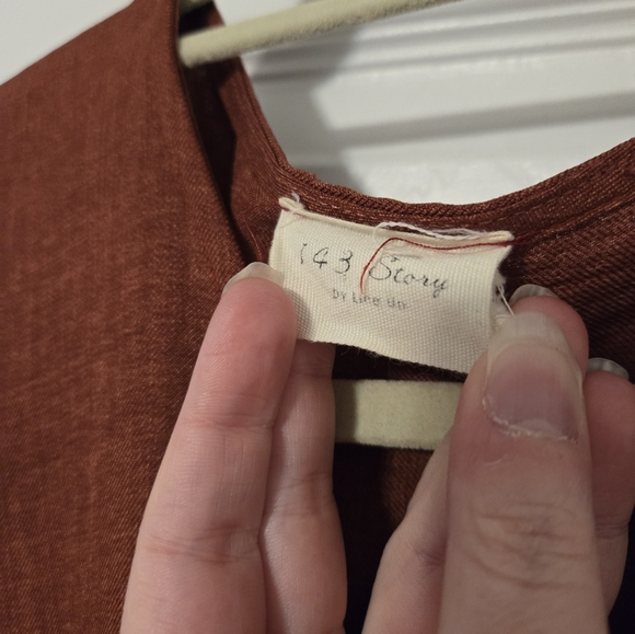 1.4.3. Story Marroon High/Low Dress, Size 1X - Picture 8 of 9